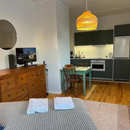 Valoisa & Mukava Koti Vallilassa * Helsinki